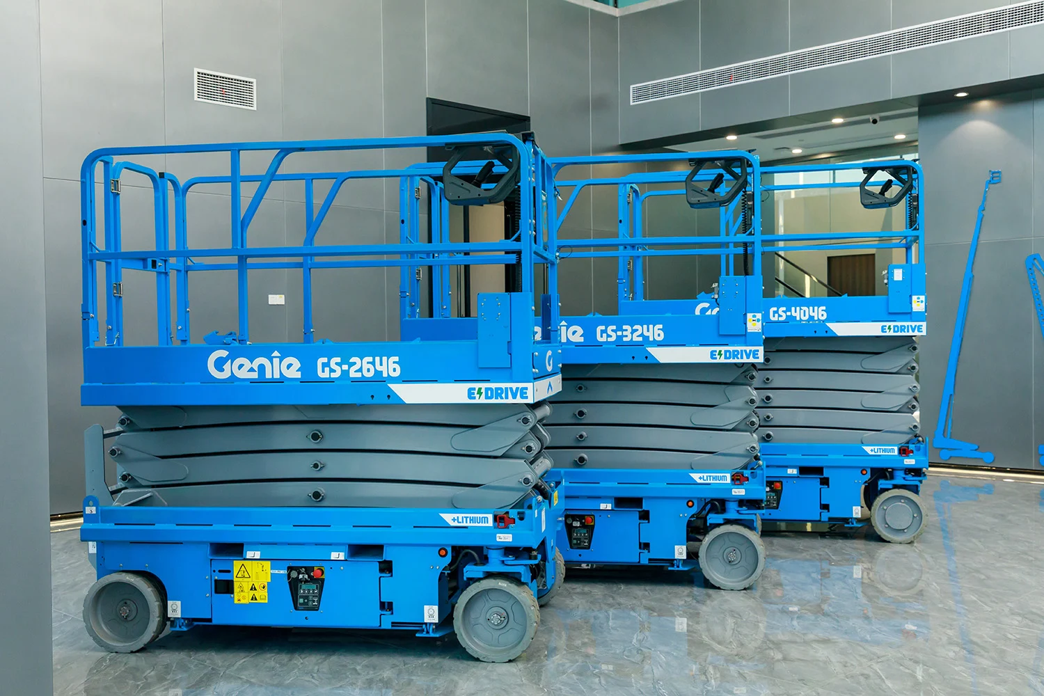 cho thuê xe nâng người giá tốt